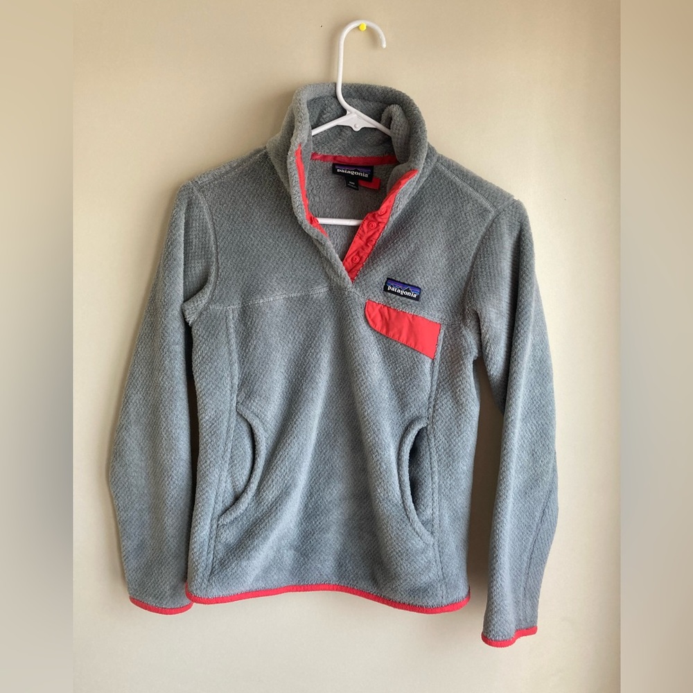 Grey/Pink Patagonia Fleece Pullover